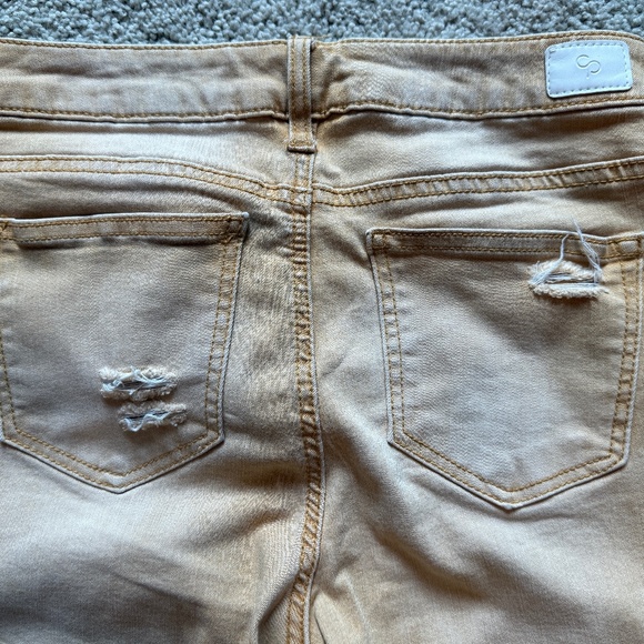 Celebrity Pink Distressed Jeans - Picture 3 of 5